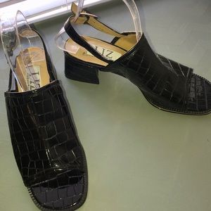 Vintage Liz Claiborne sandals